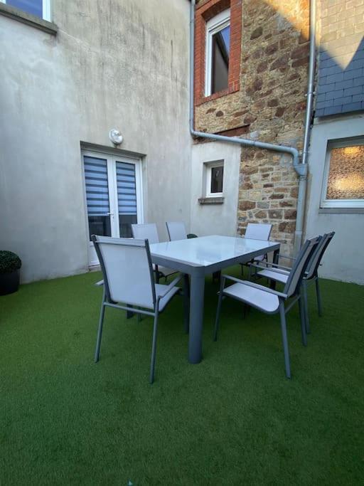 Comme Chez Soi Les Cheris * Ducey-Les Cheris