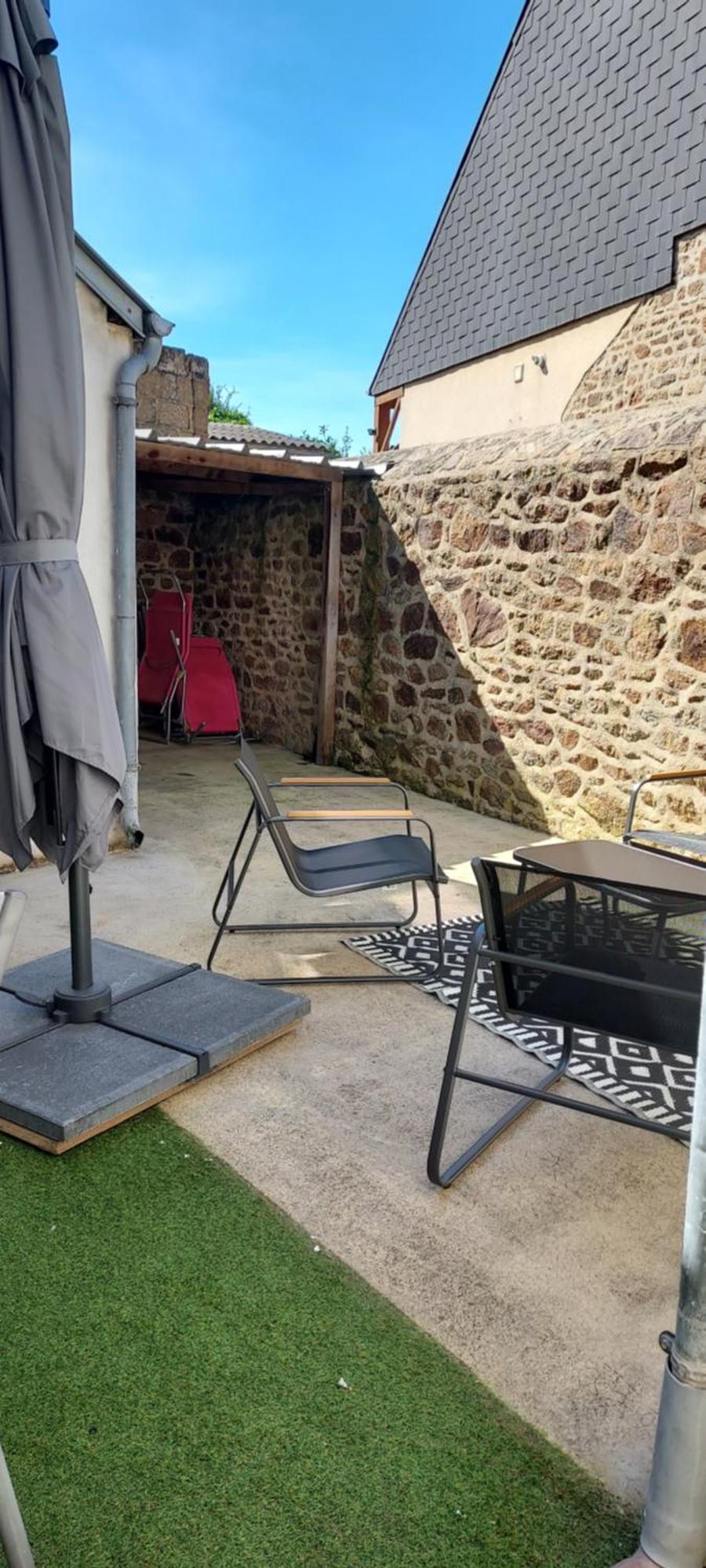 Comme Chez Soi Les Cheris * Ducey-Les Cheris